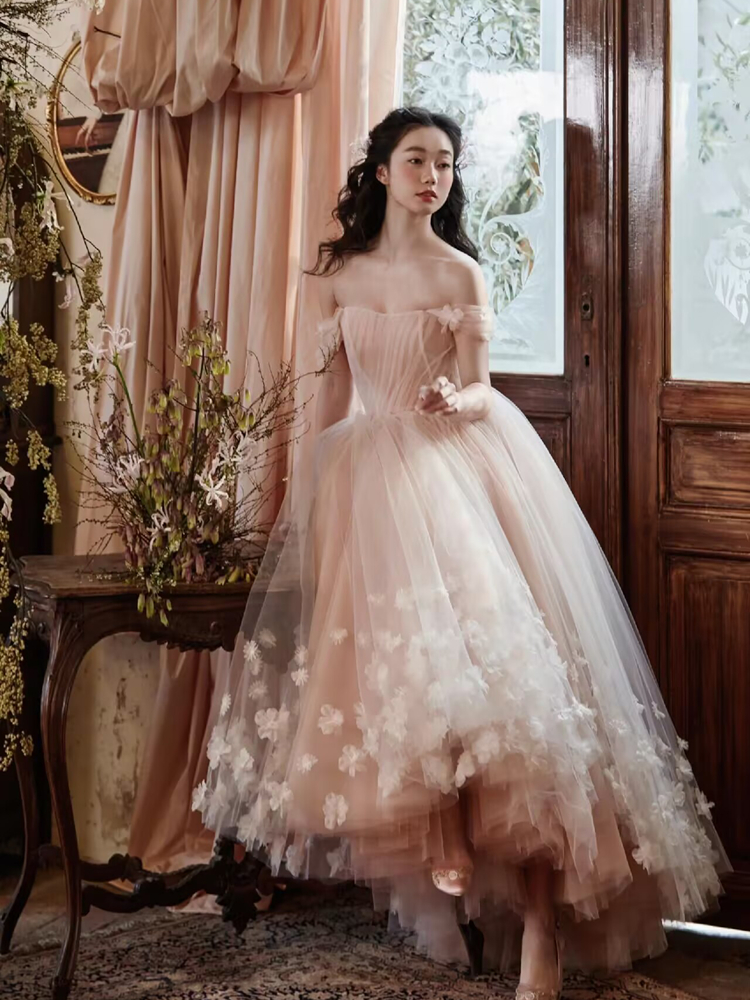 Photography Wedding - Light Wedding Dress Pink One-Shoulder Bridal